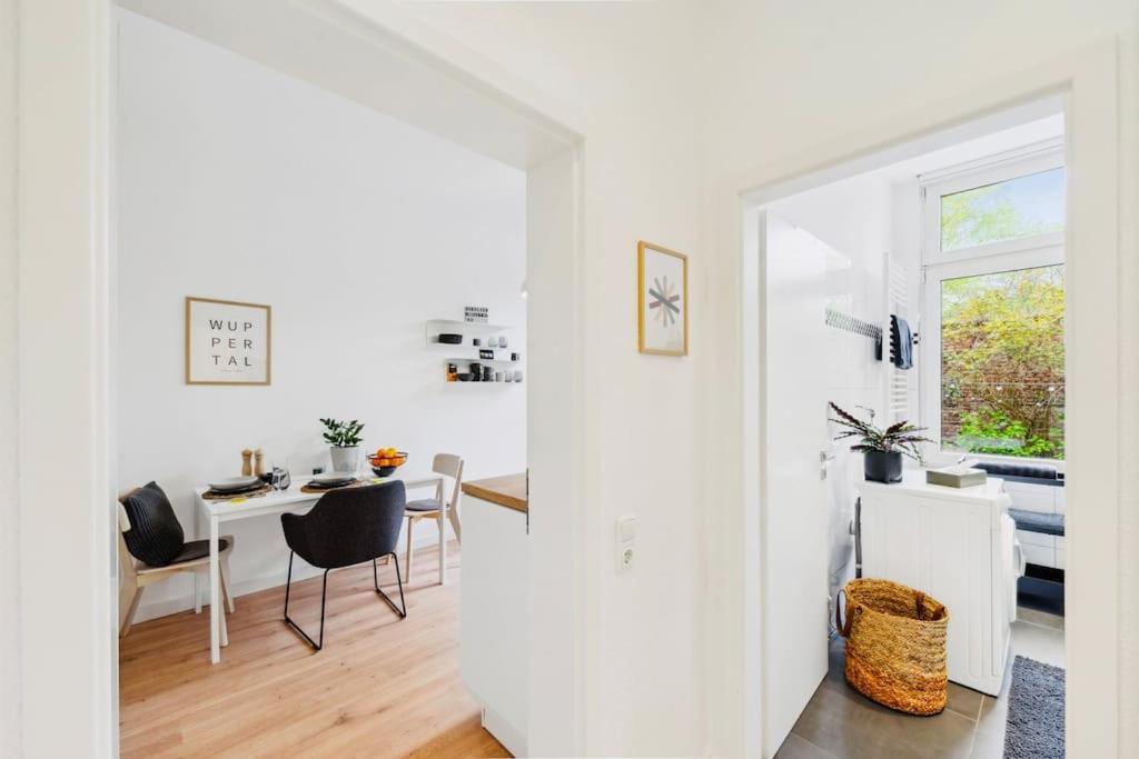 Appartamento Wuppertaler Altbau-Traum Gutenberg - Naehe Dus & Dortmund & Koeln & Essen Esterno foto